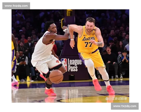 2012年尼克斯对决湖人经典之夜时代碰撞传奇球星同场争锋历史瞬间